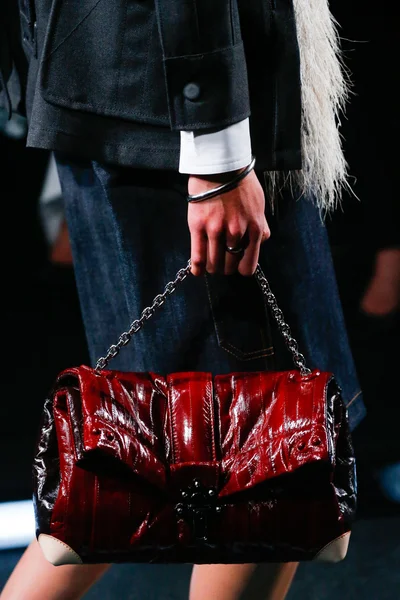 Look 57